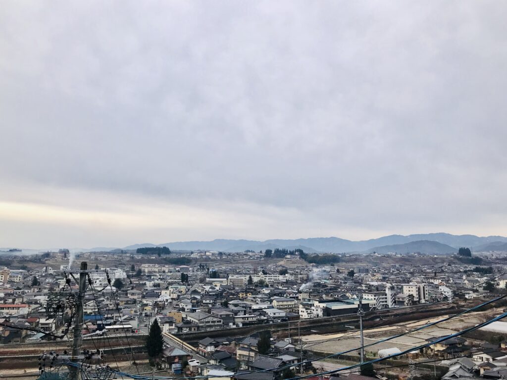 飯田丘の上から朝の景色
